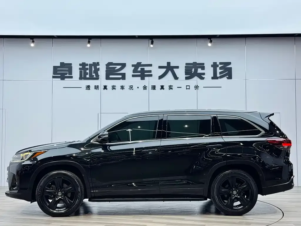Toyota Highlander — фото 2