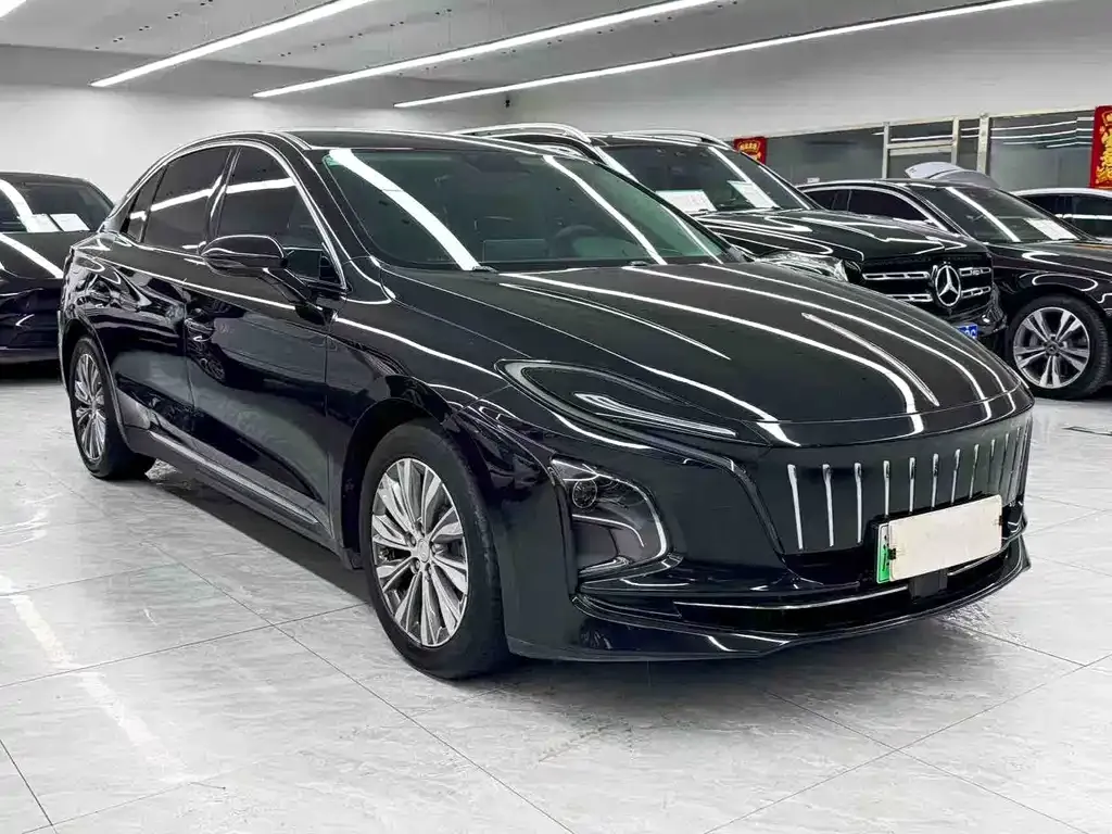 Hongqi E-QM5 — фото 10