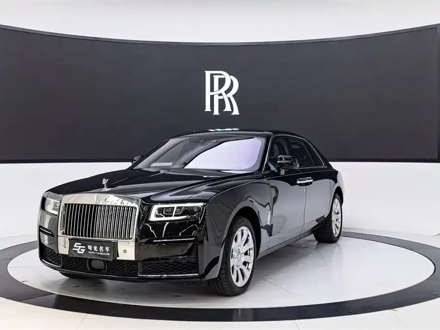 Rolls-Royce Ghost — фото 1