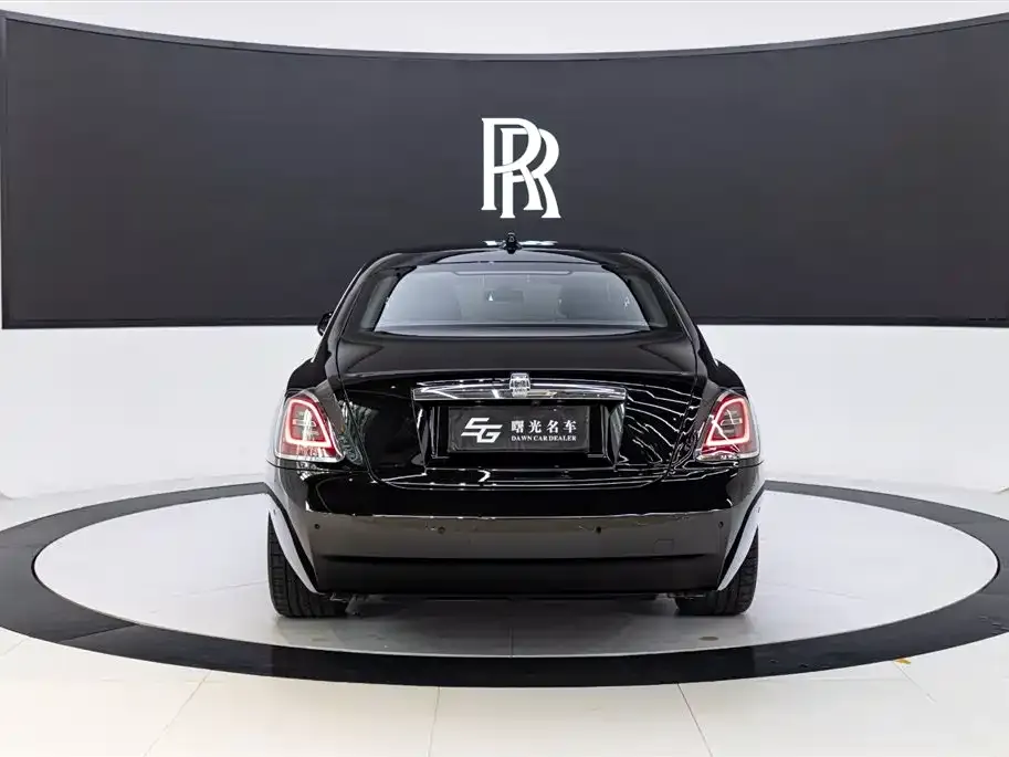 Rolls-Royce Ghost — фото 6