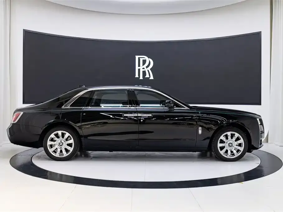 Rolls-Royce Ghost — фото 3