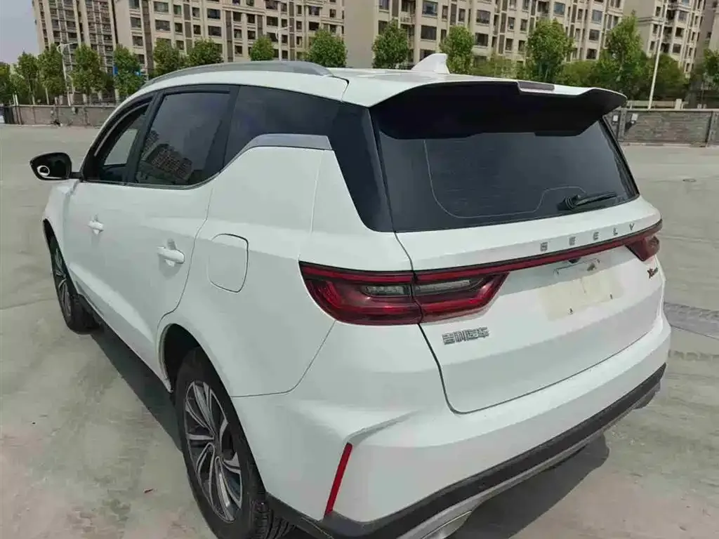 Geely Vision X6 — фото 8