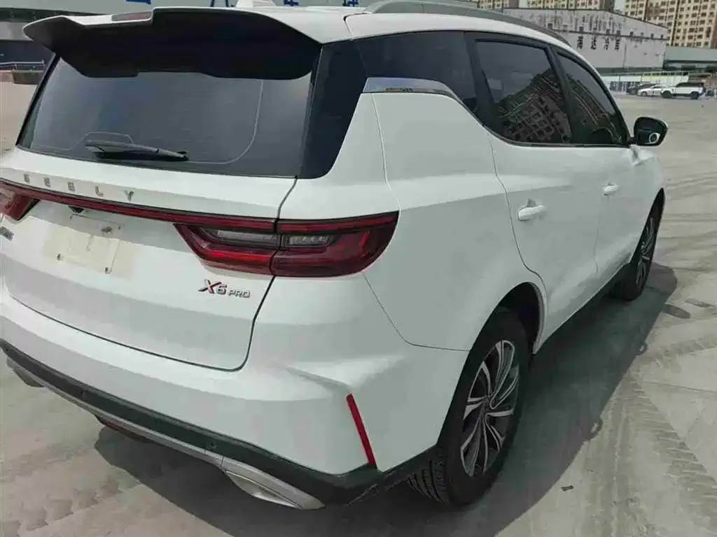 Geely Vision X6 — фото 3