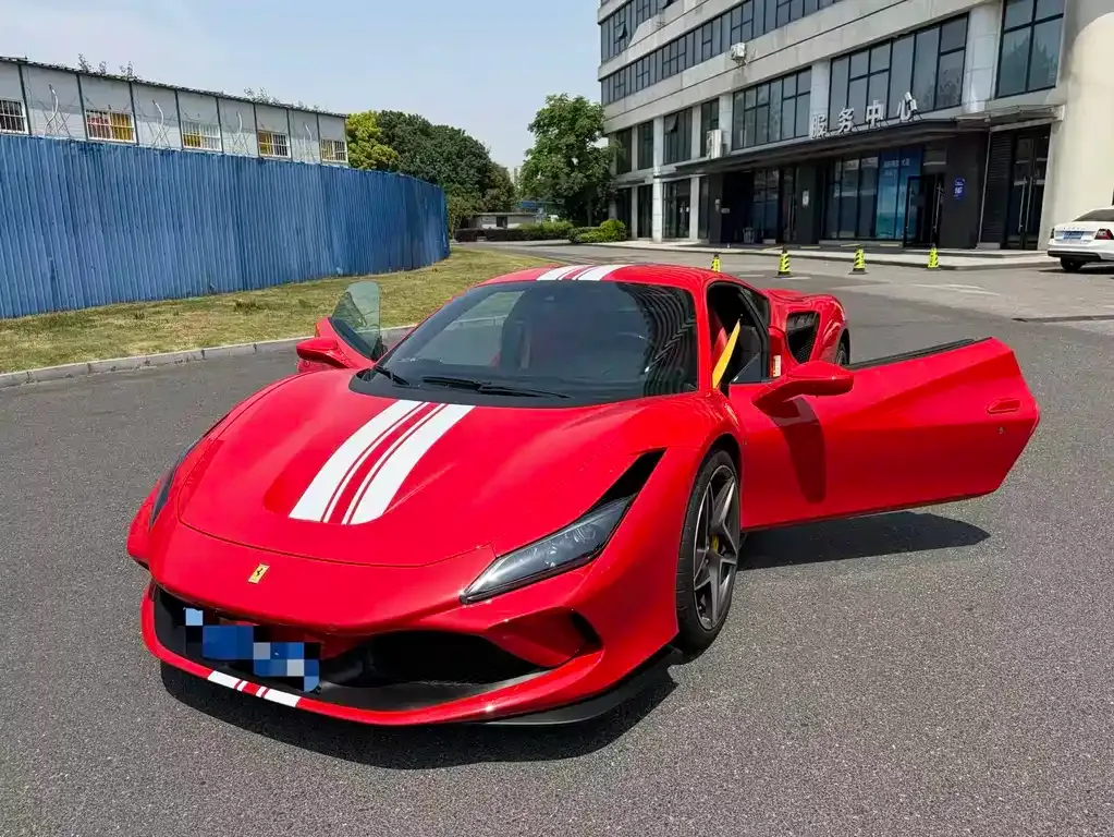 Ferrari F8 — фото 1