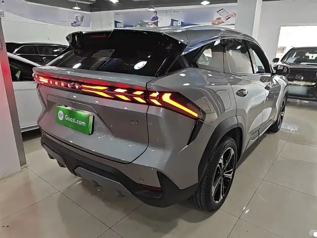 Geely Galaxy L7 — фото 10