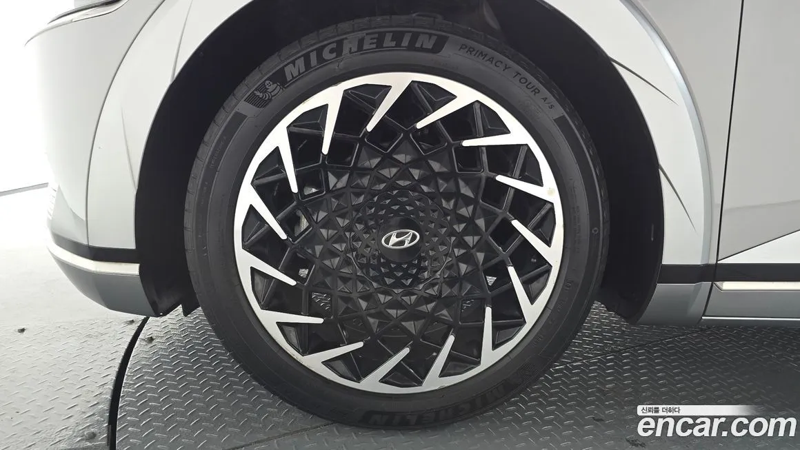 Hyundai Ioniq5 — фото 9