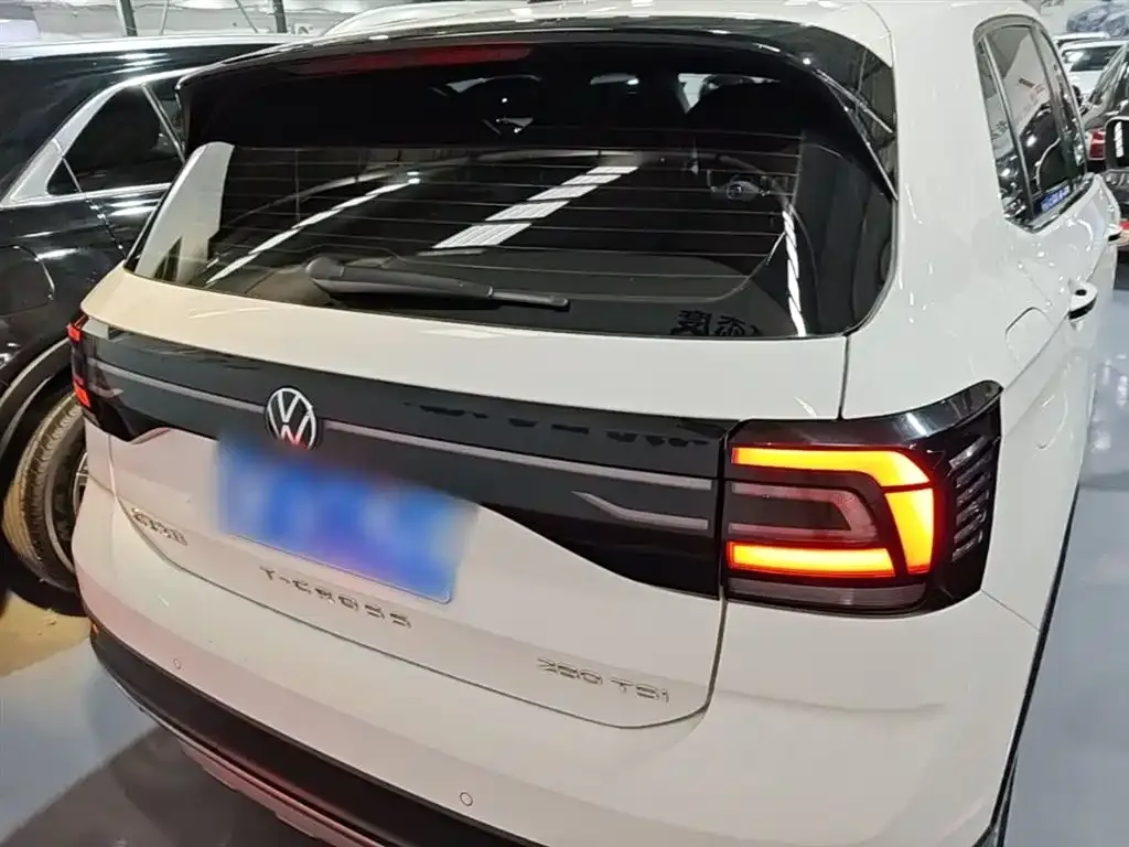 Volkswagen T-Cross — фото 3