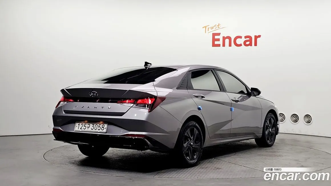 Hyundai AVANTE — фото 5