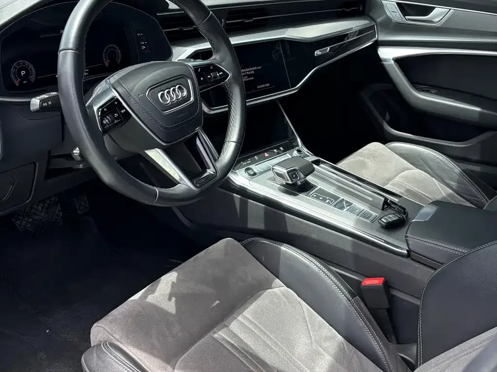 Audi A6L — фото 2