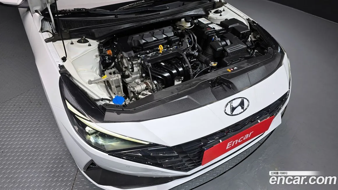 Hyundai AVANTE — фото 5