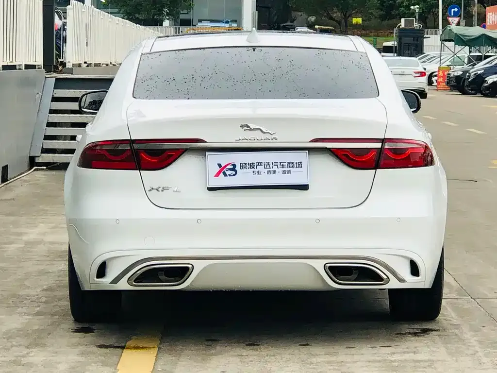 Jaguar XFL — фото 6