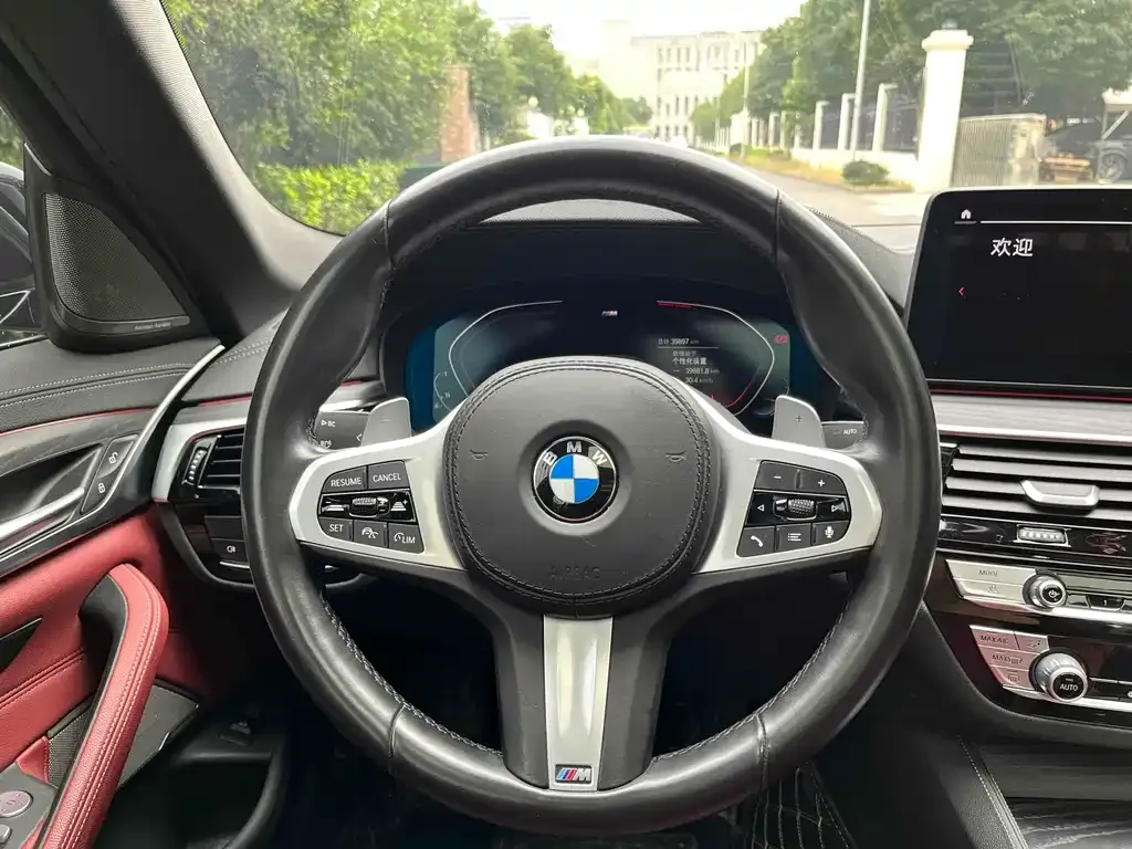 BMW 5 Series — фото 2