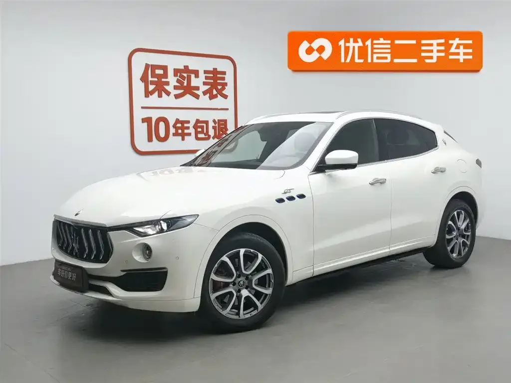 Maserati Levante — фото 1