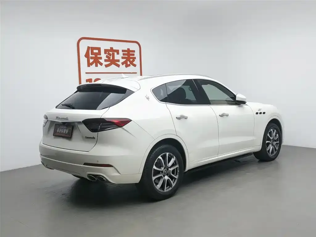 Maserati Levante — фото 6