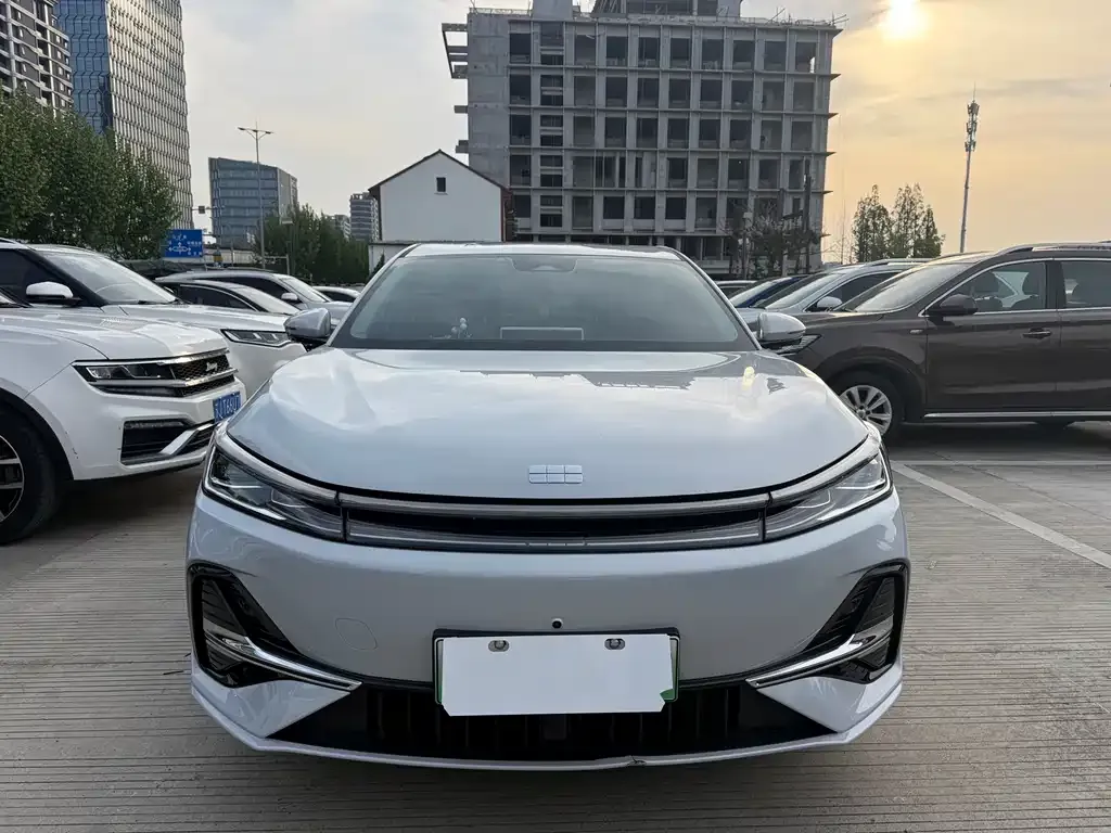 Geely Galaxy A7 — фото 1