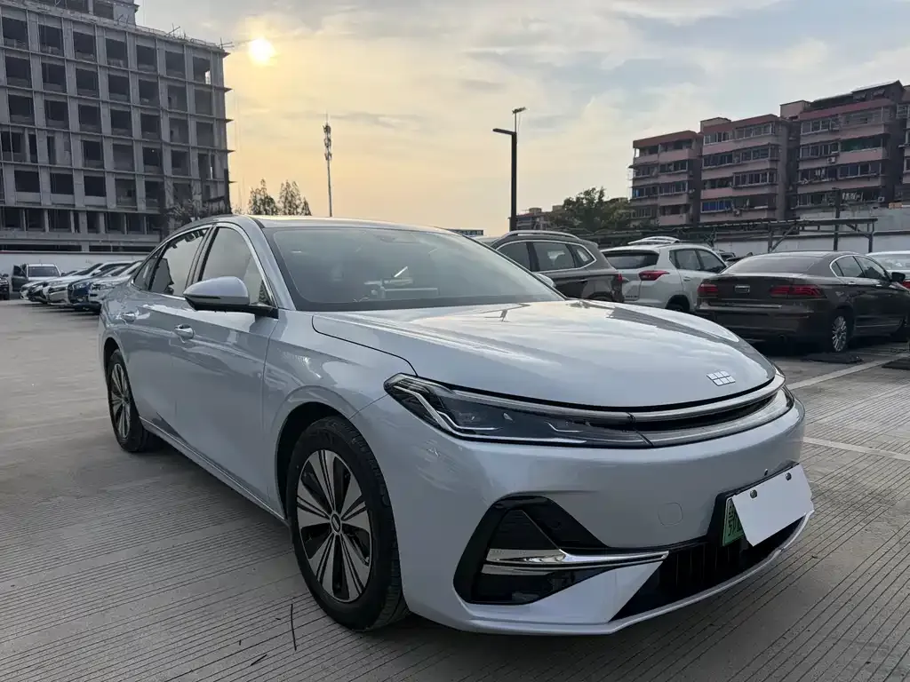 Geely Galaxy A7 — фото 8