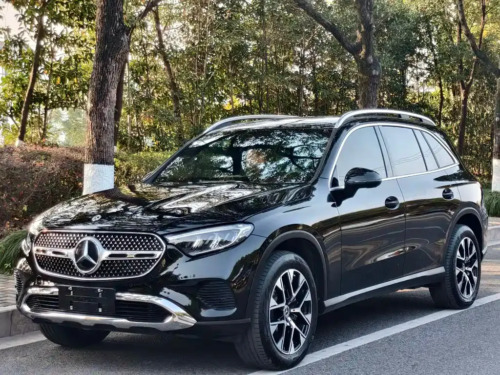 Mercedes-Benz GLC — фото 1