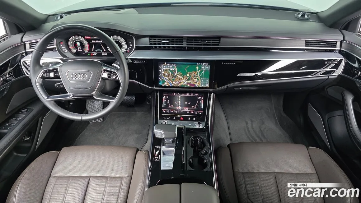 Audi A8 — фото 8