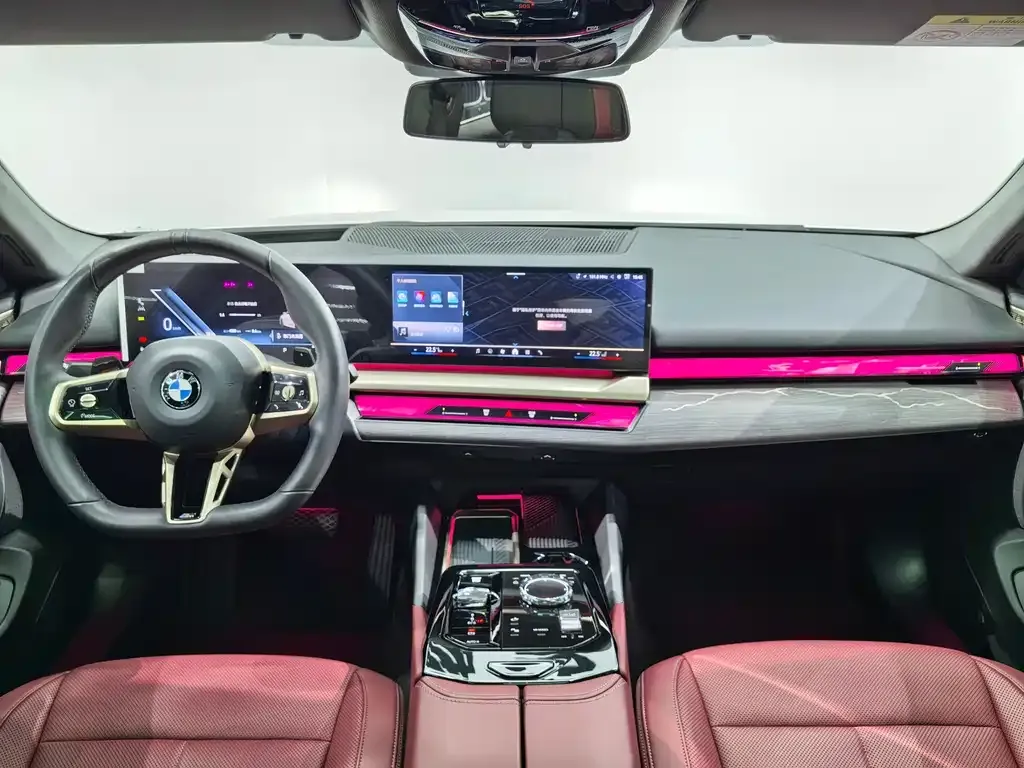 BMW 5 Series — фото 10