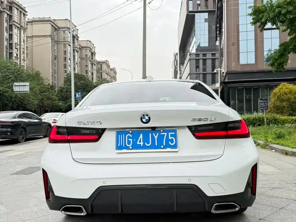 BMW 3 Series — фото 8