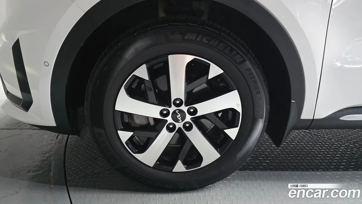 Kia Sorento — фото 4