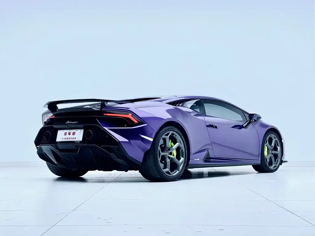 Lamborghini Huracan — фото 10