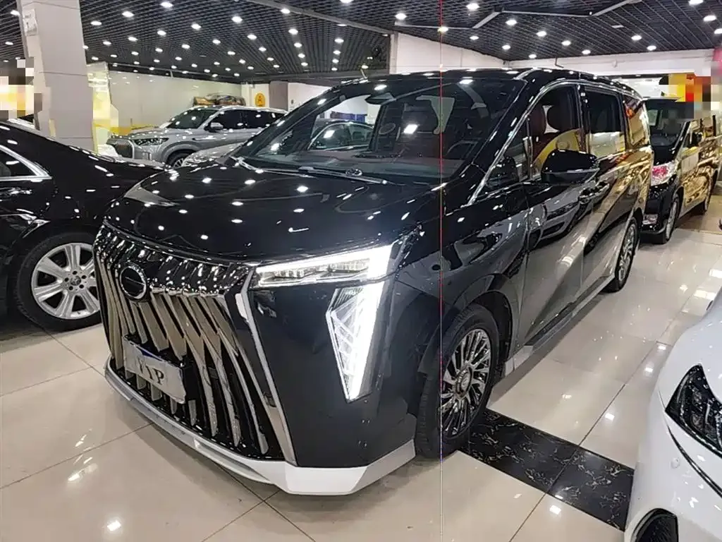 GAC Motor Trumpchi M8 — фото 1