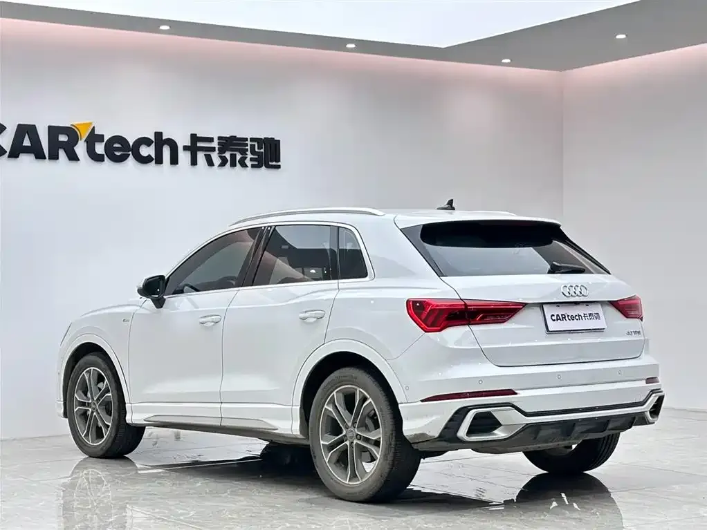 Audi Q3 — фото 3