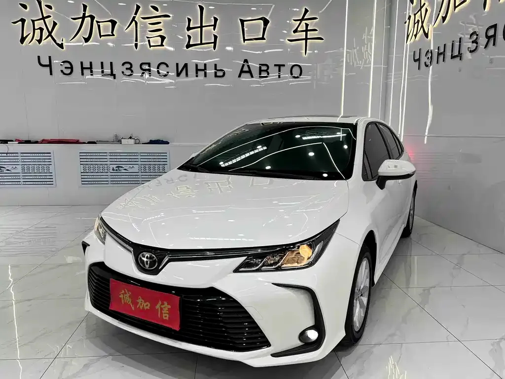 Toyota Corolla — фото 1