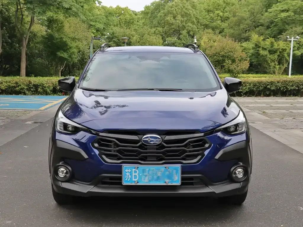 Subaru Crosstrek — фото 1