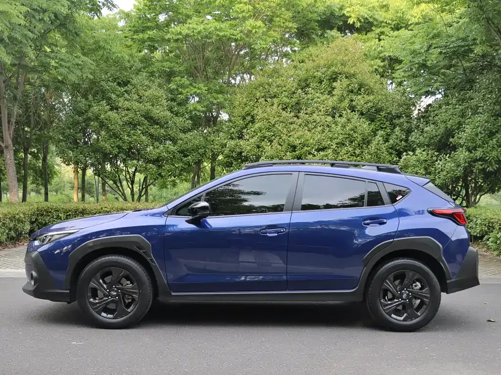 Subaru Crosstrek — фото 8