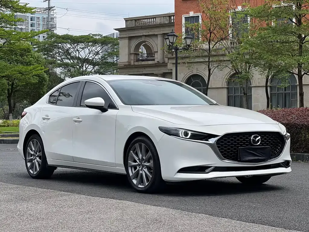 Mazda 3 Axela — фото 2