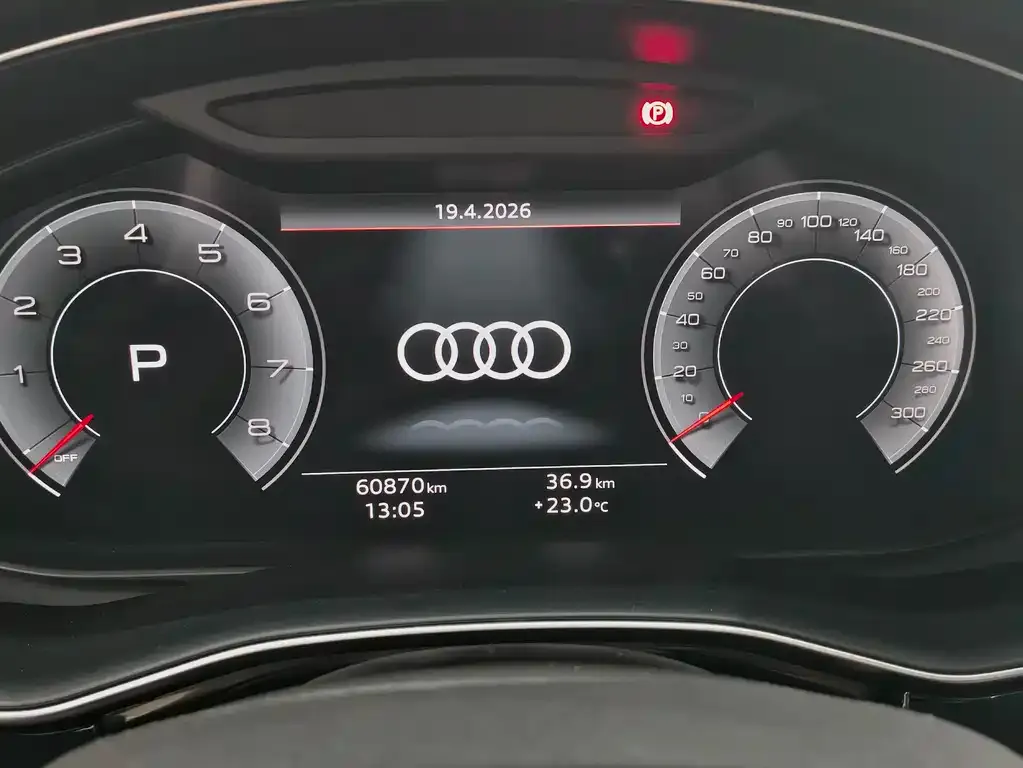 Audi Q7 — фото 8
