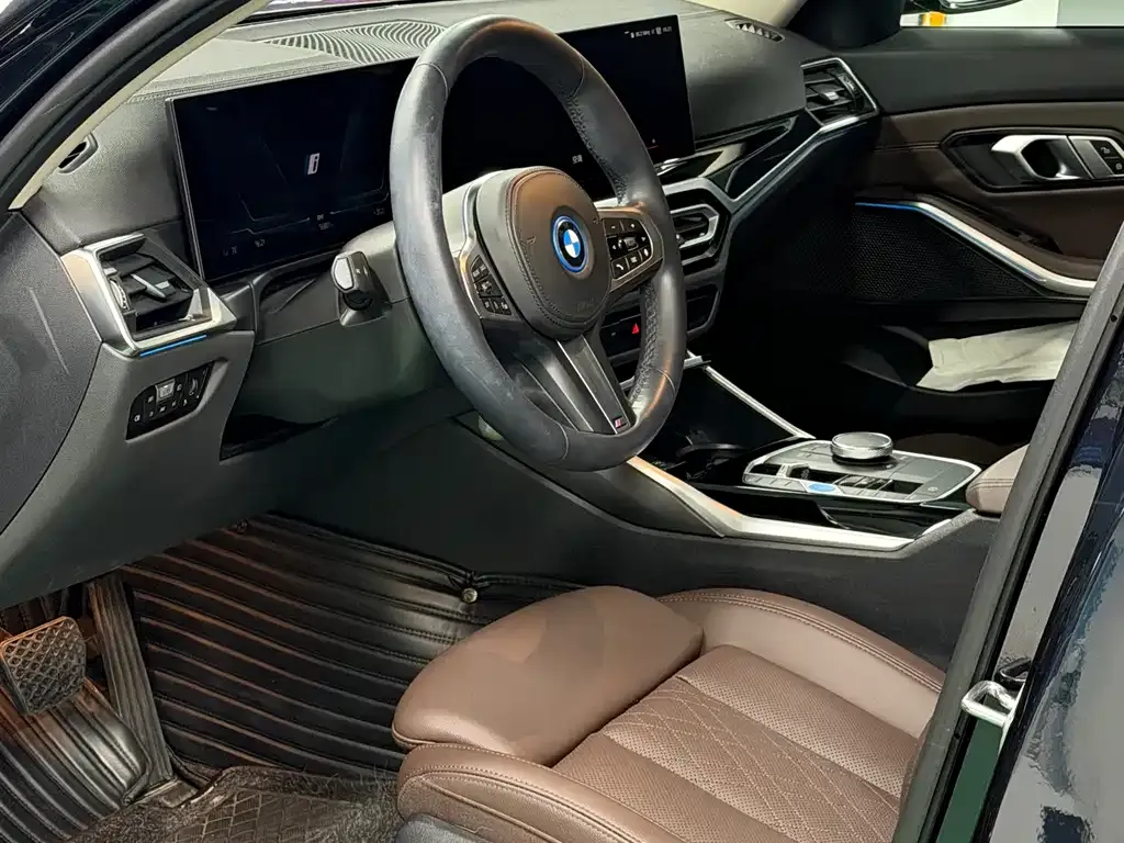 BMW i3 — фото 10
