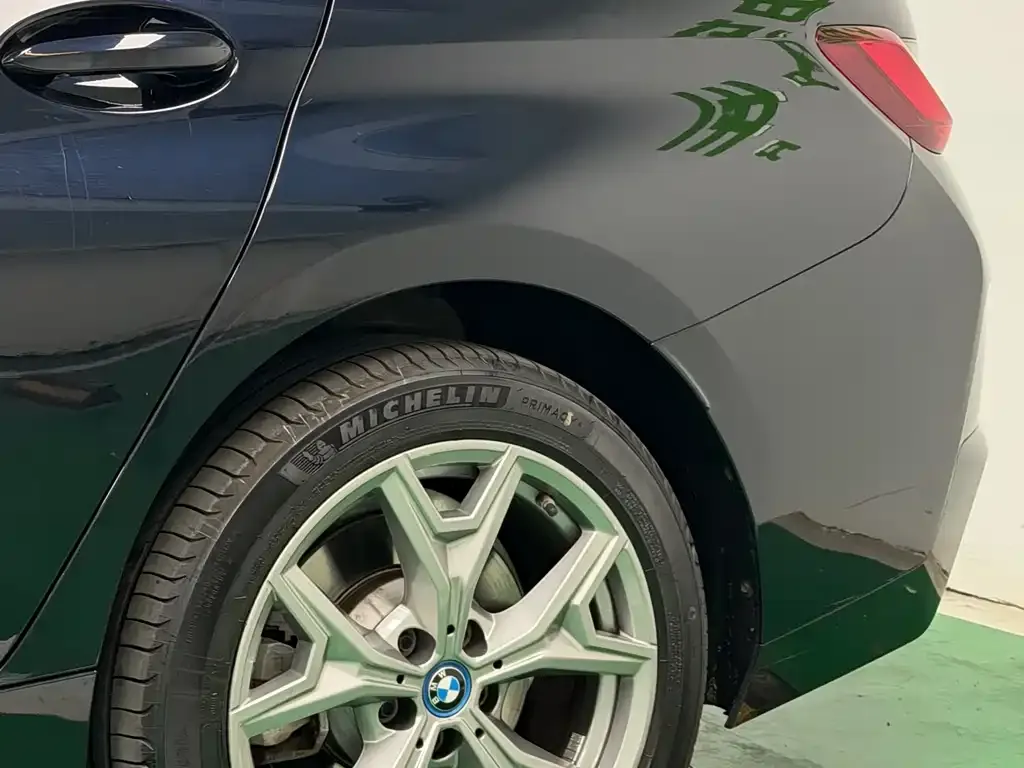 BMW i3 — фото 9