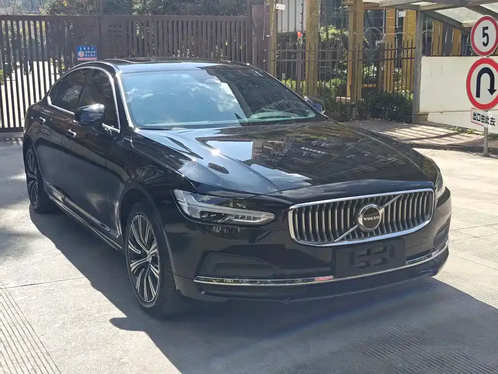 Volvo S90 — фото 5
