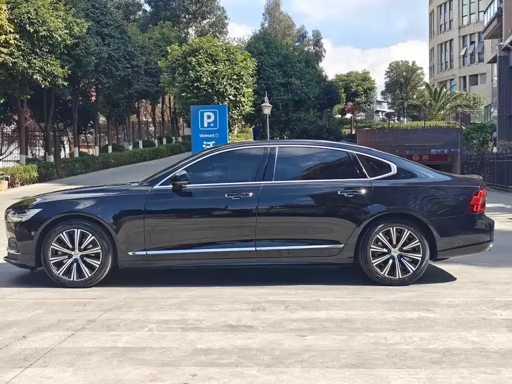Volvo S90 — фото 4