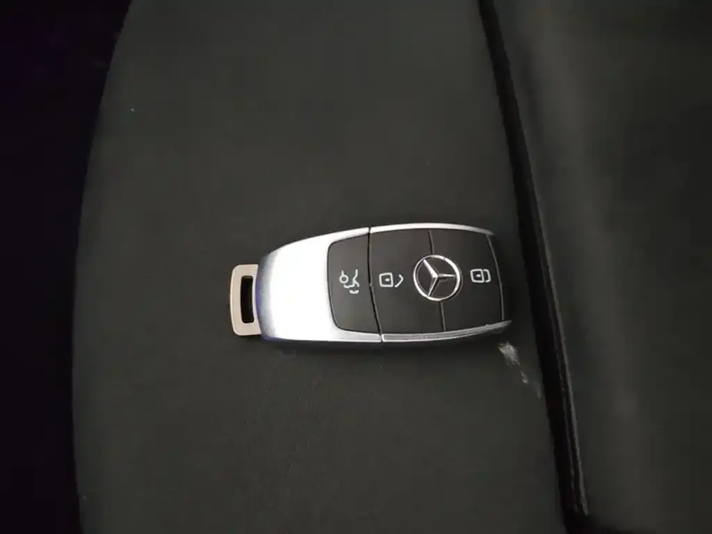 Mercedes-Benz CLA (Import) — фото 2