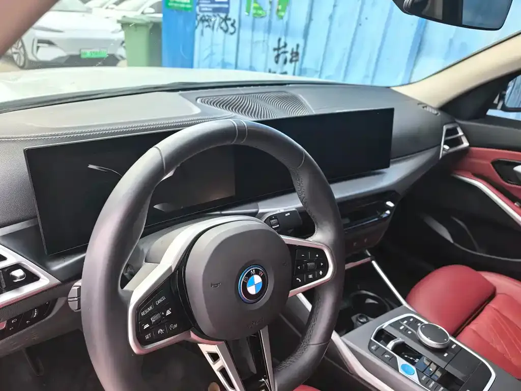 BMW i3 — фото 9