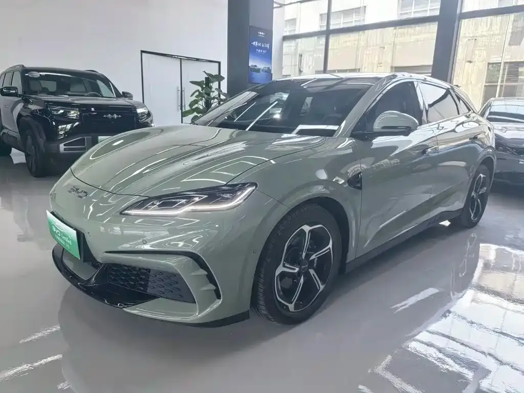 BYD Seal 06GT — фото 1