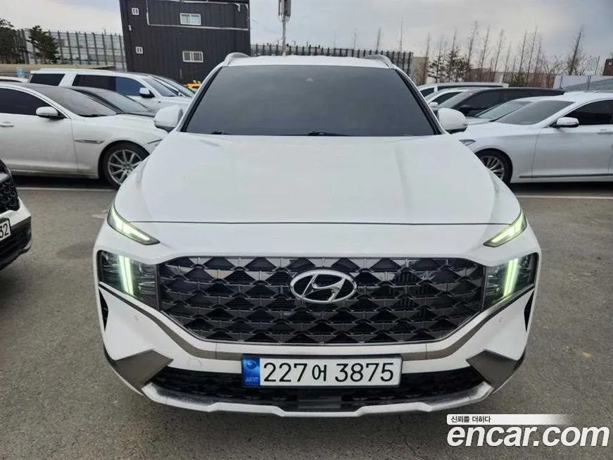 Hyundai Santafe — фото 1