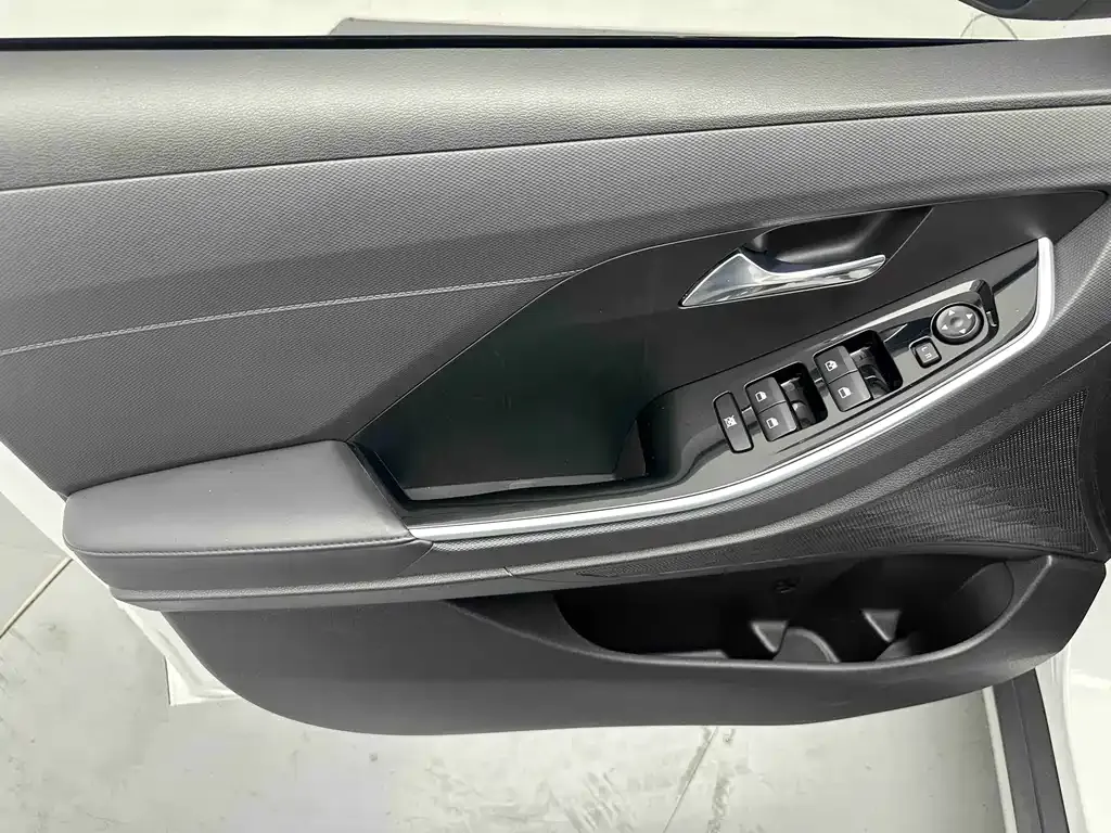 Hyundai ix25 — фото 10