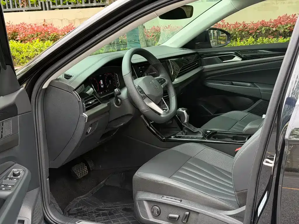 Volkswagen Passat — фото 2