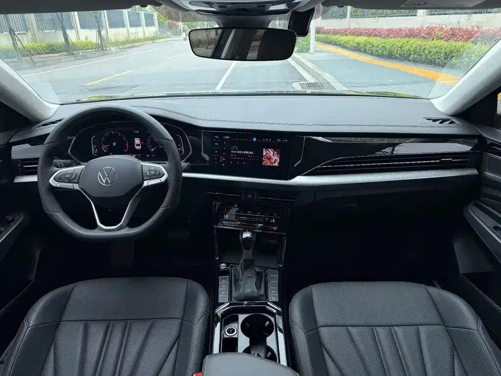 Volkswagen Passat — фото 5