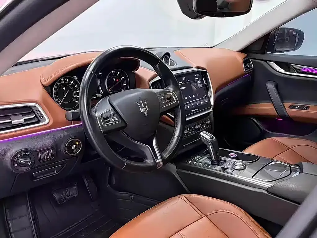 Maserati Ghibli — фото 7