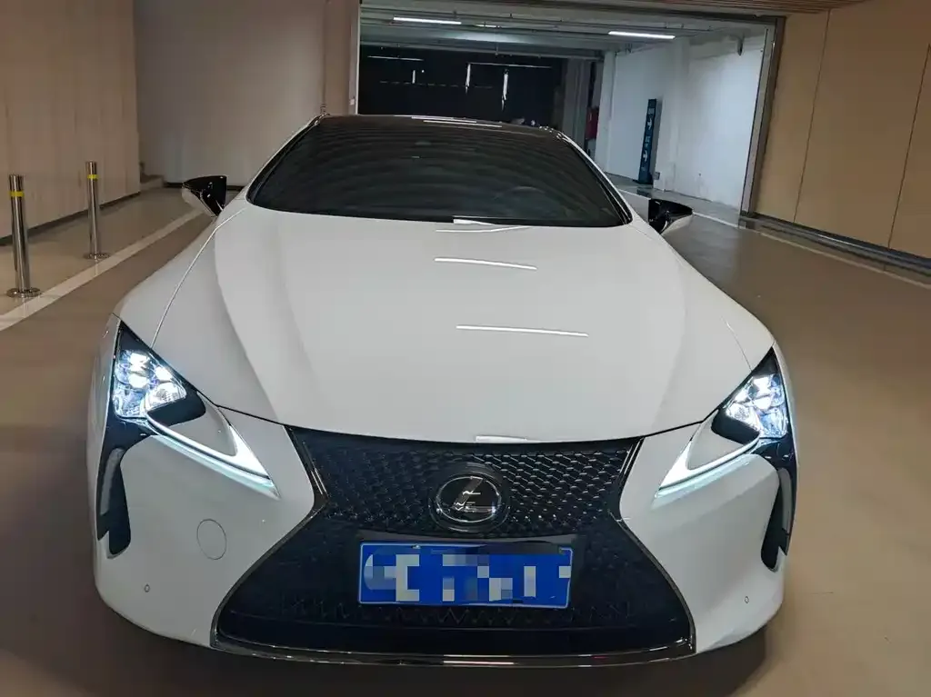 Lexus LC — фото 1