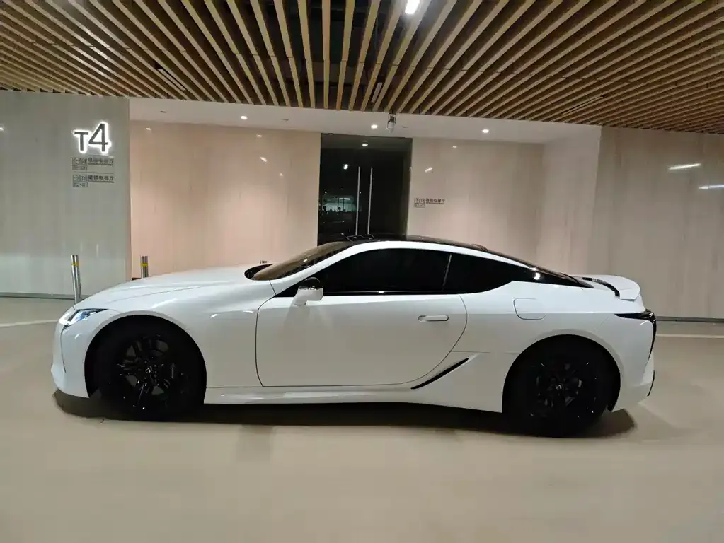 Lexus LC — фото 3