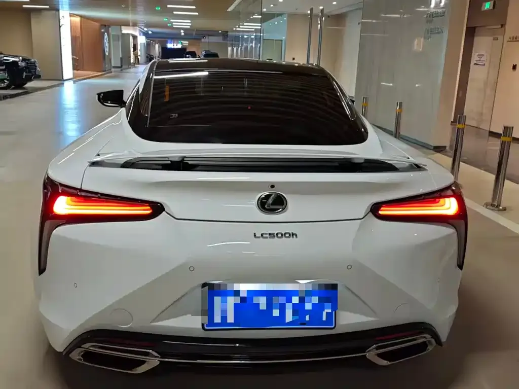 Lexus LC — фото 2