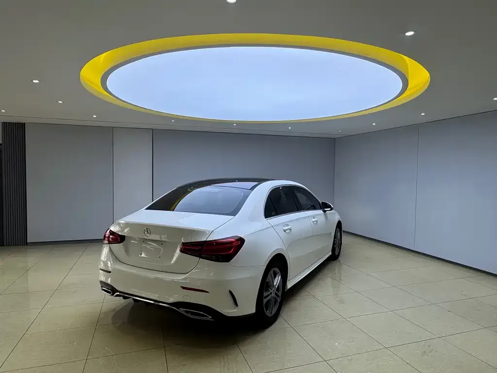 Mercedes-Benz A-Class — фото 6