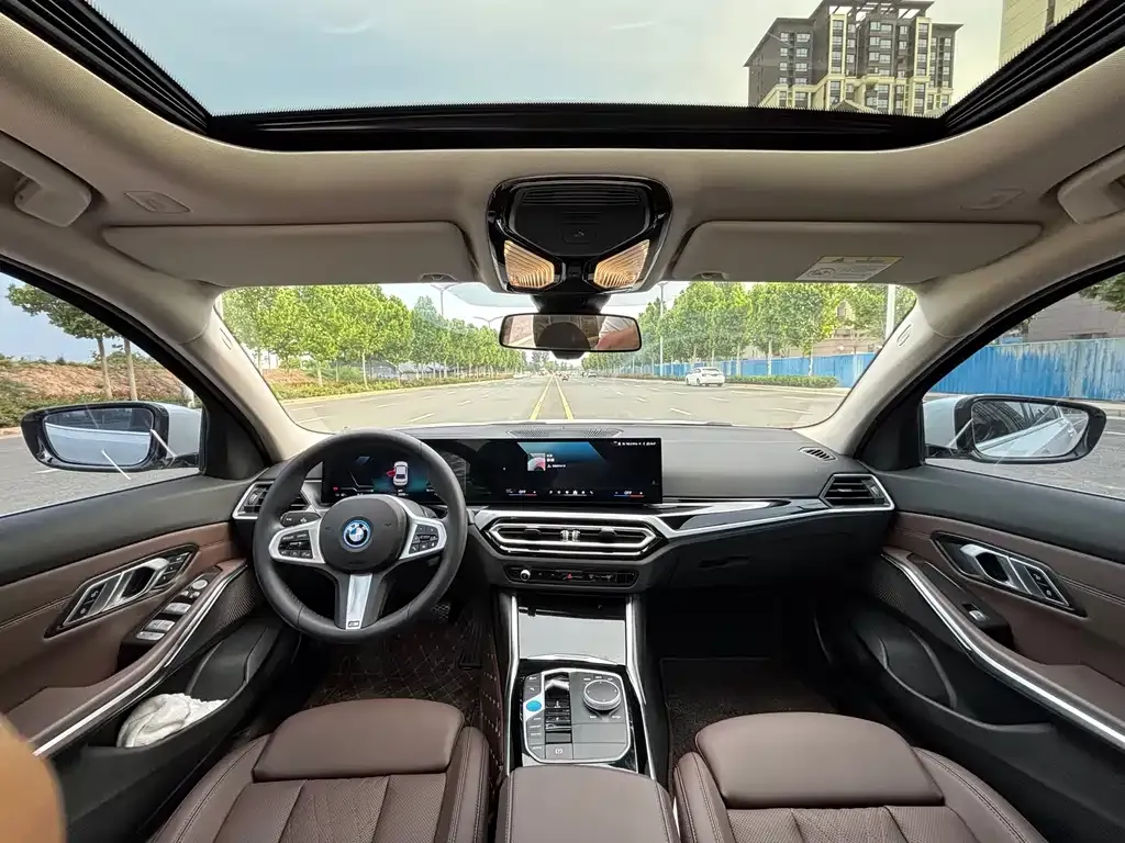 BMW i3 — фото 8